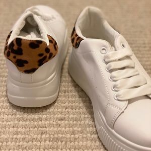 Tennis shoes with cheetah detail🐆💕